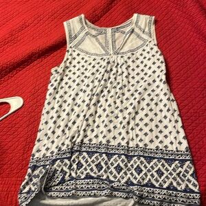 Women’s tank top size small